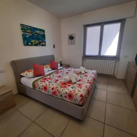 La Rosa Di Emma Hébergement de vacances Porlezza